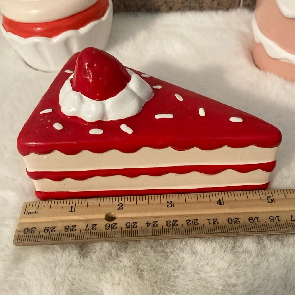 Target BP 2023 Valentine’s Day 3 Mini Dessert Figural
